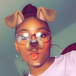 Meet your Posher, Harmony